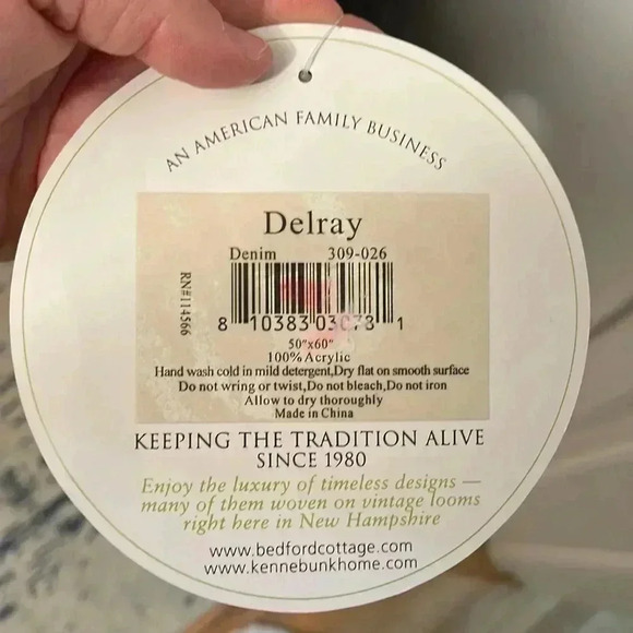 Bedford Collections Delray Throw Blanket in Denim - Picture 3 of 6